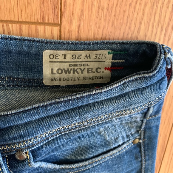 LOWKY LOVE. - Picture 3 of 8